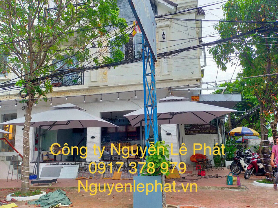 Dù bạt che nắng mưa ngoài trời quán cafe