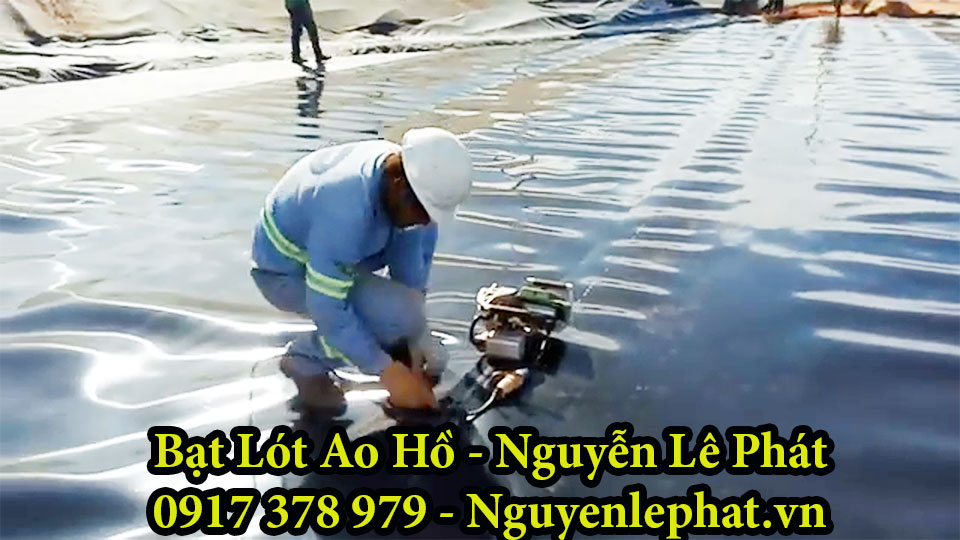 Hình ảnh bạt lót ao hồ tôm Hình ảnh bạt lót ao hồ tôm