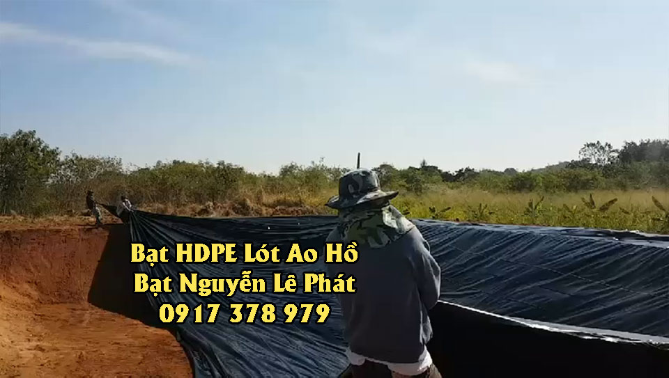 Thi công lót bạt ao hồ chứa trữ nước Thi công lót bạt ao hồ chứa trữ nước